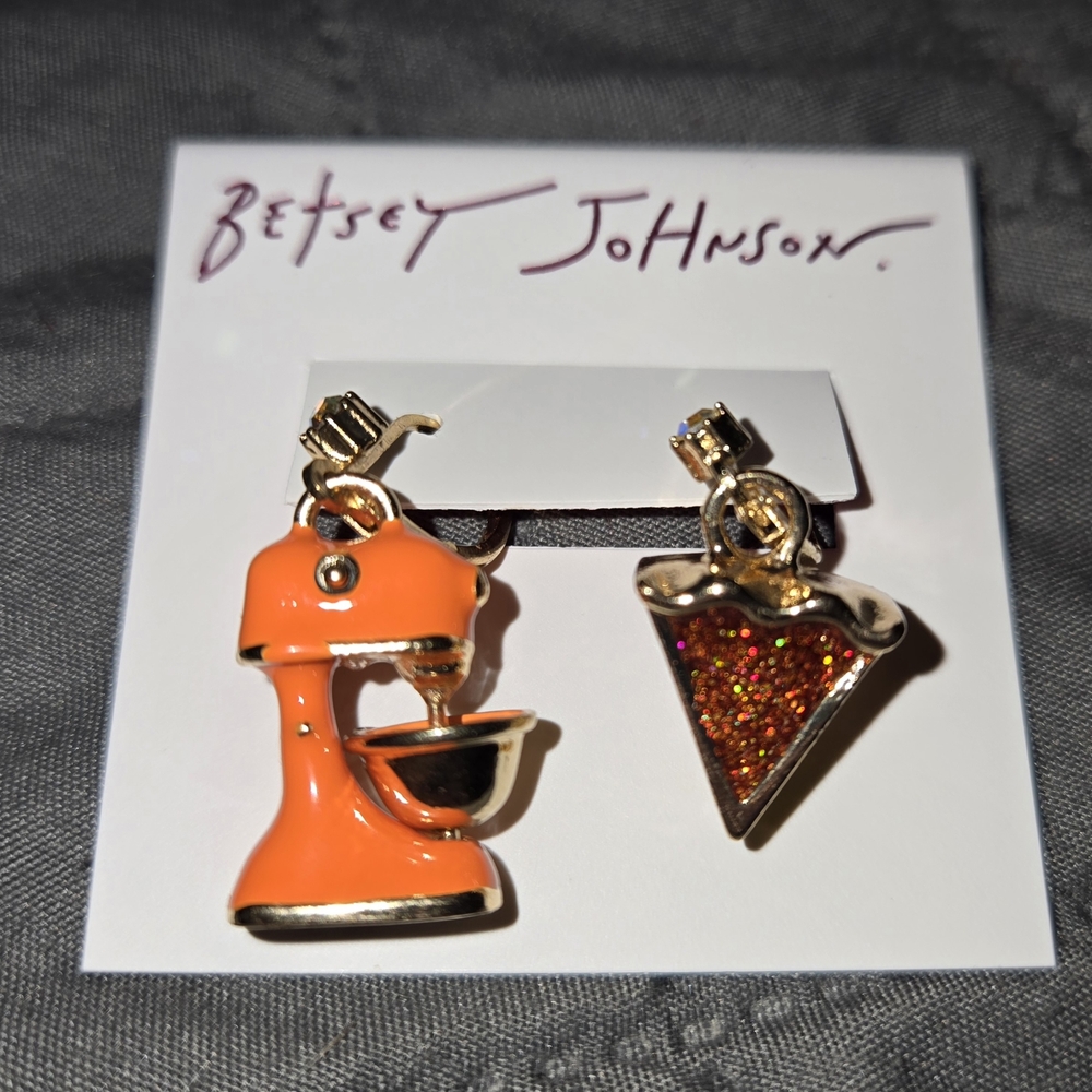 Betsey Johnson Orange Mixer and Glittery Pie Earrings